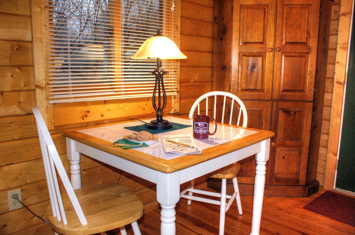 Los Gatos Bed & Breakfast Penn Yan Ngoại thất bức ảnh